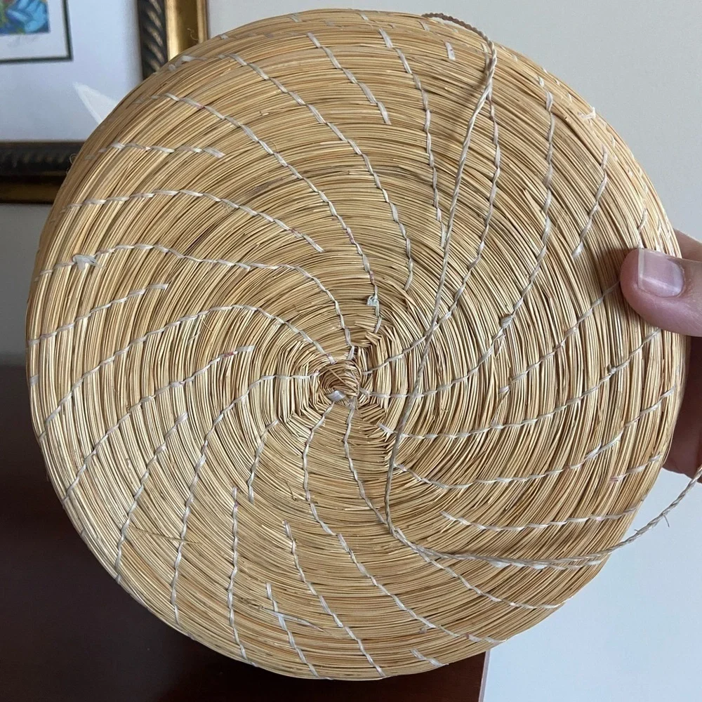 Vintage Coiled Grass Basket with Lid Primitive Rustic Native Tribal Squat Basket